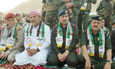 وزير الداخلية ووكيل حضرموت لشؤون الوادي والصحراء ووكيل وزارة الداخلية لشؤون المحافظات الشرقية يشاركون مع جموع المصلين صلاة عيد الفطر