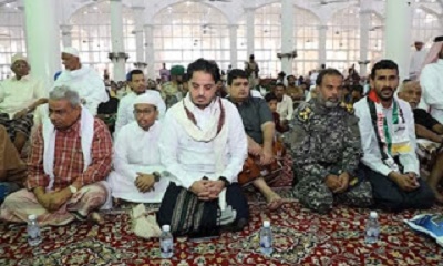 وزيرا التربية والتعليم والاشغال العامة والطرق ووكيل أول حضرموت يشاركون مع جموع المصلين صلاة عيد الفطر في مسجد الشافعي بالمكلا