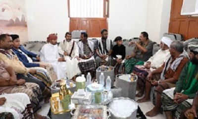 الشيخ بن حبريش يزور أسرة الشهيد الدكتور رياض الجريري ويهنأهم بعيد الفطر المبارك