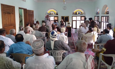 لقاء أدبي وثقافي في منزل السيد سقاف طاهر بن إسماعيل