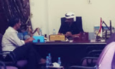 وكيل محافظة حضرموت المساعد لشؤون مديريات الصحراء يلتقي نائب مدير عام مكتب وزارة الصحة العامه والسكان بالوادي للمديريات الصحراويه