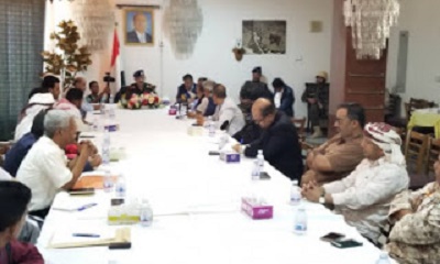 اللواء حيدان يطلع من الشخصيات الاجتماعية والسياسية الأوضاع الأمنية والعسكرية بساحل حضرموت