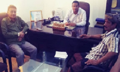 مدير عام صندوق النظافه بالوادي والصحراء يلتقي نائب مدير عام مكتب وزارة الصحة العامه والسكان بالوادي للمديريات الصحراوية