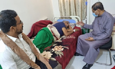 محافظ حضرموت يطمئن على صحة العقيد سالم سعيد بادحيدوح ويوجه بعلاجه في الخارج
