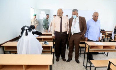 الوكيل عصام الكثيري يدشن الاختبارات النهائية لمرحلة الثانوية العامة في مدارس وادي حضرموت