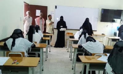 أعضاء اللجنة الفرعية للاختبارات بمكتب وزارة التربية والتعليم بالوادي والصحراء يتفقدون سير العملية الاختبارية بمدارس تاربة