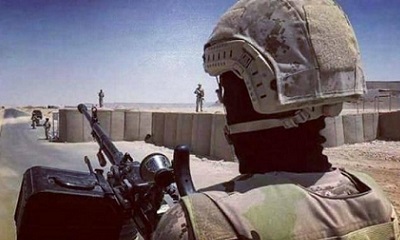 قوات النخبة الحضرمية تلقي القبض على المتهم بقتل المقاول باحارثة أثناء محاولته الهرب خارج المكلا