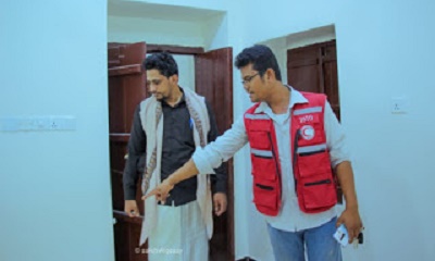 مدير عام مديرية شبام يتفقد مشروع المركز الصحي لمدينة شبام الذي تنفذه جمعية الهلال الأحمر اليمني