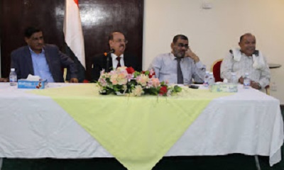 المكلا : الشيخ البركاني والمحافظ البحسني يعقدان لقاءً موسعاً بقيادات وممثلي القوى السياسية والشخصيات الاجتماعية والأكاديمية والناشطين بحضرموت