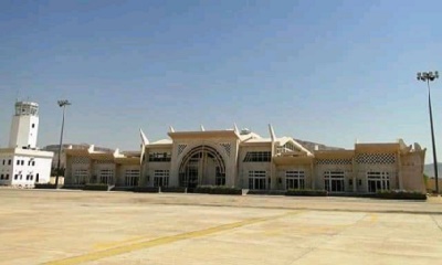 إنخفاض وقود الطائرات يهدد بتوقف الرحلات الجوية بمطار سيئون الدولي
