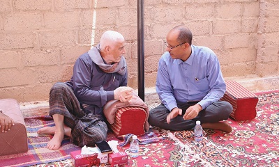 مدير عام سيئون يقدم واجب العزاء لقائد المنطقة العسكرية الأولى في وفاة والدته الفاضلة