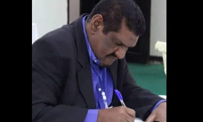 محافظ حضرموت يعزي في وفاة محمد عوض هادي الأمين العام للمجلس المحلي بمديرية تريم