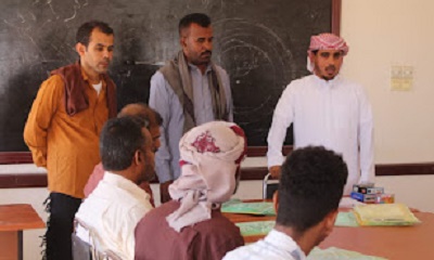 دورة الأدوار والإجادة في الوسائل التعليمية بمدارس مديرية ثمود الصحراوية
