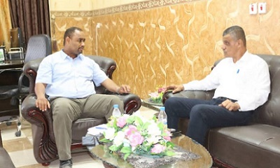الجمحي يلتقي مدير عام غيل باوزير لمناقشة مستوى تحسين أوضاع الخدمات الصحية بالمديرية