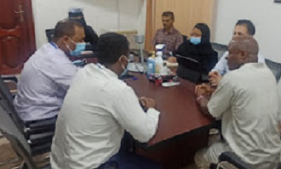 مكتب الصحة العامة والسكان بحضرموت الساحل يبحث مع منظمة اليونيسيف بعدن آلية دعم المشاريع والبرامج الصحية 