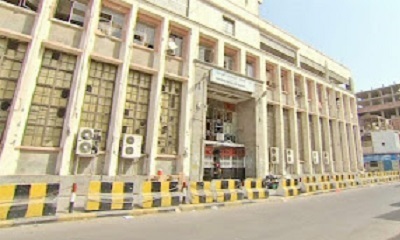 البنك المركزي يوقف نشاط عدد من شركات ومنشآت صرافة مخالفة في المكلا