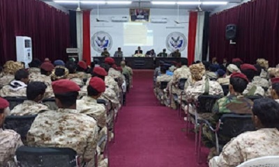 محاضرة بعنوان: القوانين الدولية لأمن وسلامة الطيران بمقر اللواء 101شرطة جوية بمحافظة حضرموت