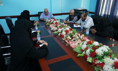 لقاء بالمكلا يبحث جملة من الاحتياجات لتقديم خدمات مساندة للتقاضي في قضايا العنف ضد المرأة والطفل