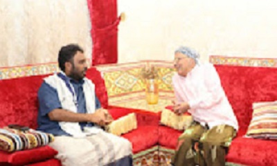 الشيخ بن حبريش يزور محافظ البنك المركزي السابق والخبير الاقتصادي محمد عوض بن همام