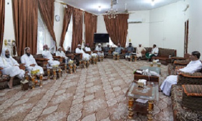 المحافظ البحسني يناقش مع علماء ودعاة وادي حضرموت سبل تفعيل النشاط التوعوي والإرشادي بشكل أوسع