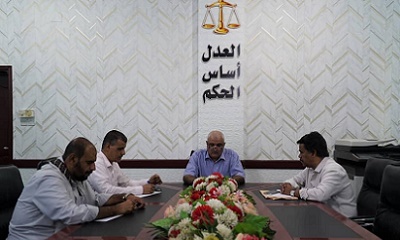 لقاء يناقش بدء وضع اللبنات الأولى للمعهد العالي للقضاء بحضرموت