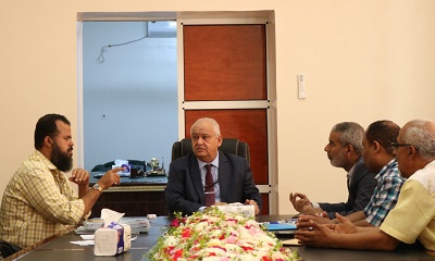 بتوجيهات وزير الصحة والسكان مناقشة آلية ترتيب أوضاع الكادر الطبي الأجنبي بمستشفيات حضرموت الساحل بوزارة الخدمة المدنية والتأمينات بعدن  
