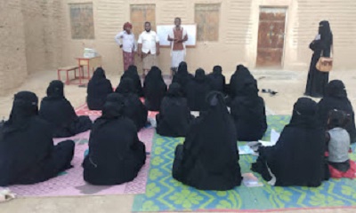 مدير محو الأمية بالقطن يتفقد سير الدراسة بمركزي تعليم الكبار بمنطقة بناصر وعرض آل هبوع
