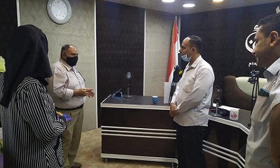 وفد من منظمة اليونيسف يزور اذاعه سيؤن المحليه بحضرموت الوادي والصحراء