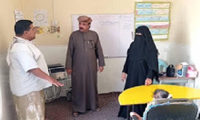 الشيخ سالم بن عامر النهدي يطلع على احتياجات صفوف مدرسة الهمم للمعاقين حركيا وجمعية القطن لرعاية وتأهيل المعاقين حركيا