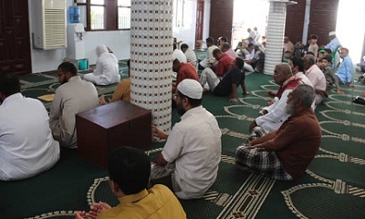 مكتب وزارة الصحة بساحل حضرموت يدشن البرنامج التوعوي لخطباء المساجد ضمن الحملة الوطنية الطارئة للتحصين ضد شلل الأطفال بالمكلا