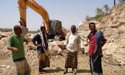 المدير العام لمكتب وزارة الزراعة والري بساحل حضرموت يزور مديرية حجر