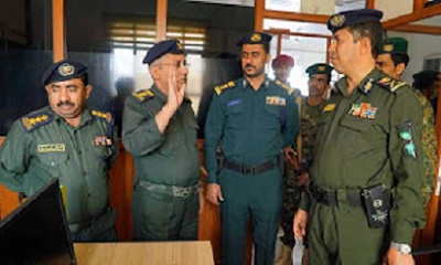 وكيل وزارة الداخلية لقطاع الخدمات يتفقد سير عمل فروع المصالح الخدمية بمحافظة المهرة