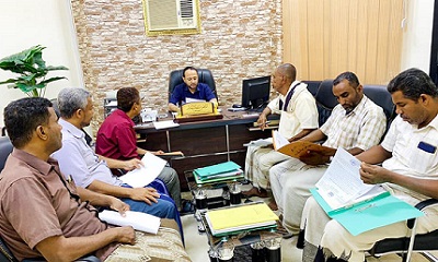 الخدمة المدنية بوادي وصحراء حضرموت تنجز إعداد كشوفات العلاوات السنوية المطلوب منحها للموظفين البالغين أحد أَجَلَي التقاعد