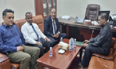 محافظ حضرموت يؤكد استمرار دعم السلطة المحلية بالمحافظة لجامعة سيئون