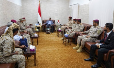 نائب رئيس مجلس القيادة الرئاسي البحسني يصل إلى عدن ويلتقي وزير الدفاع