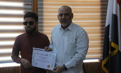 وكيل محافظة حضرموت لشؤون مديريات الوادي والصحراء يشيد  بمشاركات الكفيف عبدالله باجري 