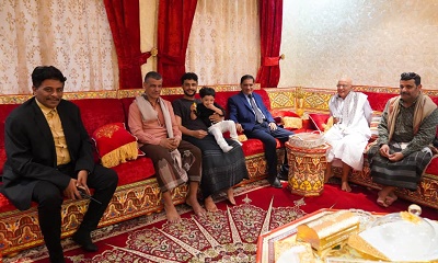 اللواء الركن البحسني يزور عدد من الشخصيات الاجتماعية والأدبية والنضالية والوطنية في مديرية غيل باوزير