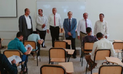وكيل المحافظة المساعد ومدير عام سيئون يدشنان امتحانات الفصل الدراسي الثاني للعام الدراسي 2021 – 2022م بكلية المجتمع سيئون