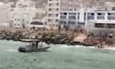 قوات خفر السواحل بحضرموت تعثر على جثة غريق بالمكلا وتنقذ آخرين من حوادث غرق