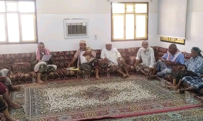 الشيخ الجابري يلتقي وفد من الإتحاد التعاوني الزراعي ويستمع إلى شكواهم