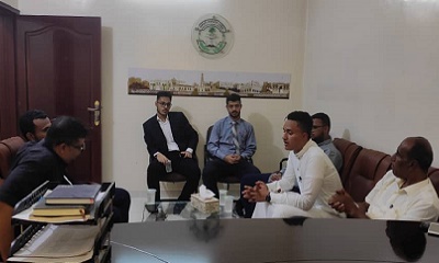 بحث أوجه العلاقة والتعاون بين دائرة الشباب بمؤتمر جامع حضرموت واتحاد طلاب جامعة سيئون