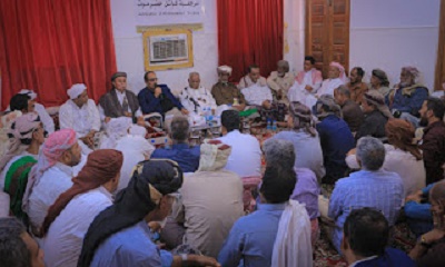 محافظ محافظة حضرموت مبخوت بن ماضي يطلع على نشاط المرجعية ويثمن جهودها
