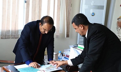 محافظ حضرموت يتفقد فرع هيئة المساحة الجيولوجية والثروات المعدنية
