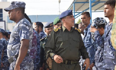 مدير أمن ساحل حضرموت يوجه بمحاسبة أفراد أمن اعتدوا بالضرب على شباب بالمكلا