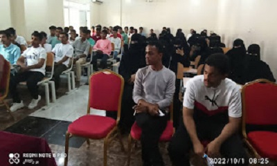 تدشين العام الجامعي الجديد بكليه الهندسه وتقنيه المعلومات بجامعة العرب بالمكلا