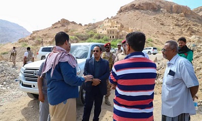 محافظ حضرموت يوجه بسرعة انجاز مشروع طريق جولة الكتاب وانسدادات المجاري بالغليلة وحي الشافعي