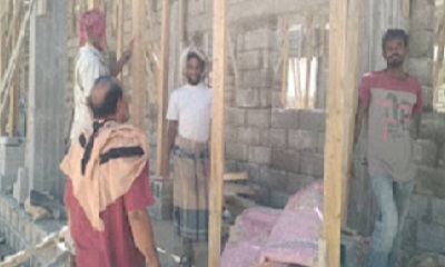 الأمين العام للمجلس المحلي مديرية السوم يتفقد سير العمل بمشروع بناء مدرسة سناء للبنات