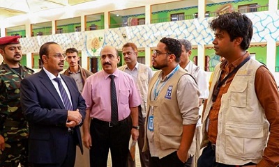 محافظ حضرموت يدشن مشروع توريد وحدات الطاقة الشمسية وتركيبها في 9 مدارس ومجمعات تعليمية للبنات بالمكلا