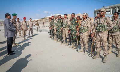 النائب البحسني يطلع على جاهزية قوّة حراسة ونقطة مركز بلفقيه بالمكلا