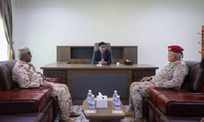 اللواء الركن البحسني يناقش مستوى الدعم اللوجستي الذي تقدمه وزارة الدفاع للمناطق والوحدات العسكرية